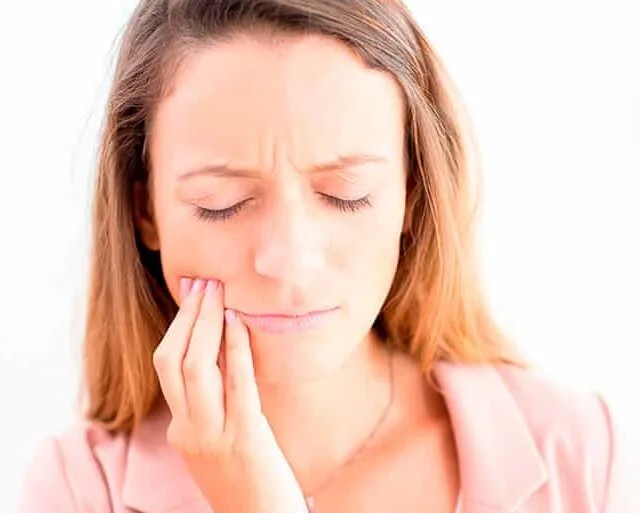 Cómo actuar ante urgencias dentales desde casa