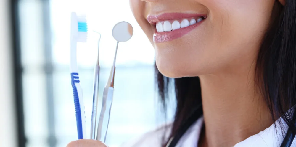 Cuidados posteriores al blanqueamiento dental en El Salvador